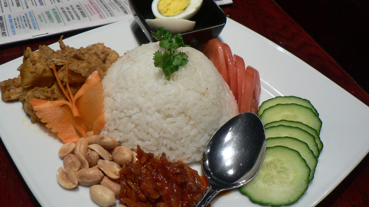 5 Best Nasi Lemak in Penang You Must Try